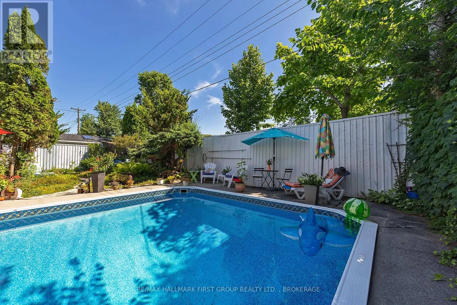 19 DEDRICK DRIVE