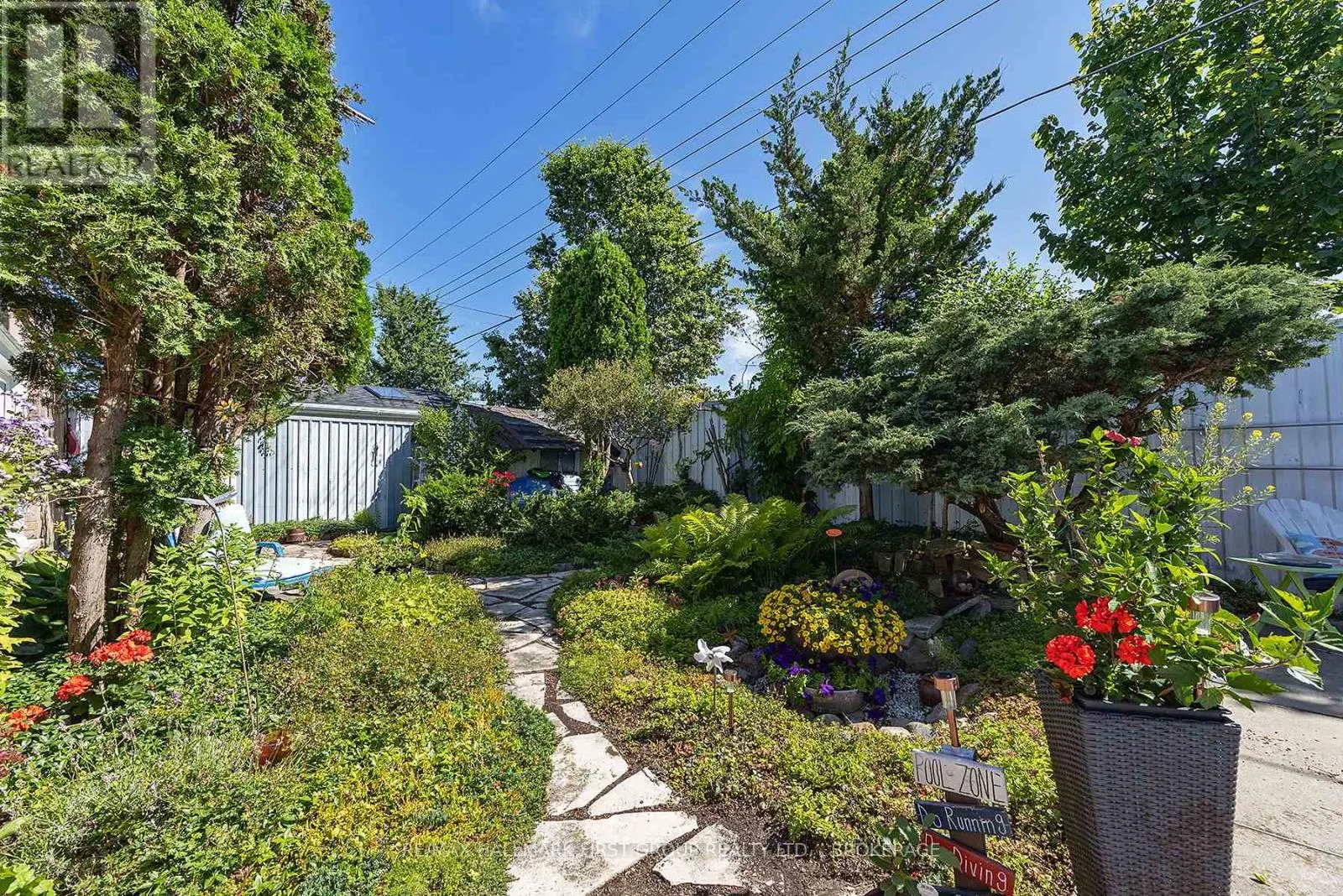 19 DEDRICK DRIVE