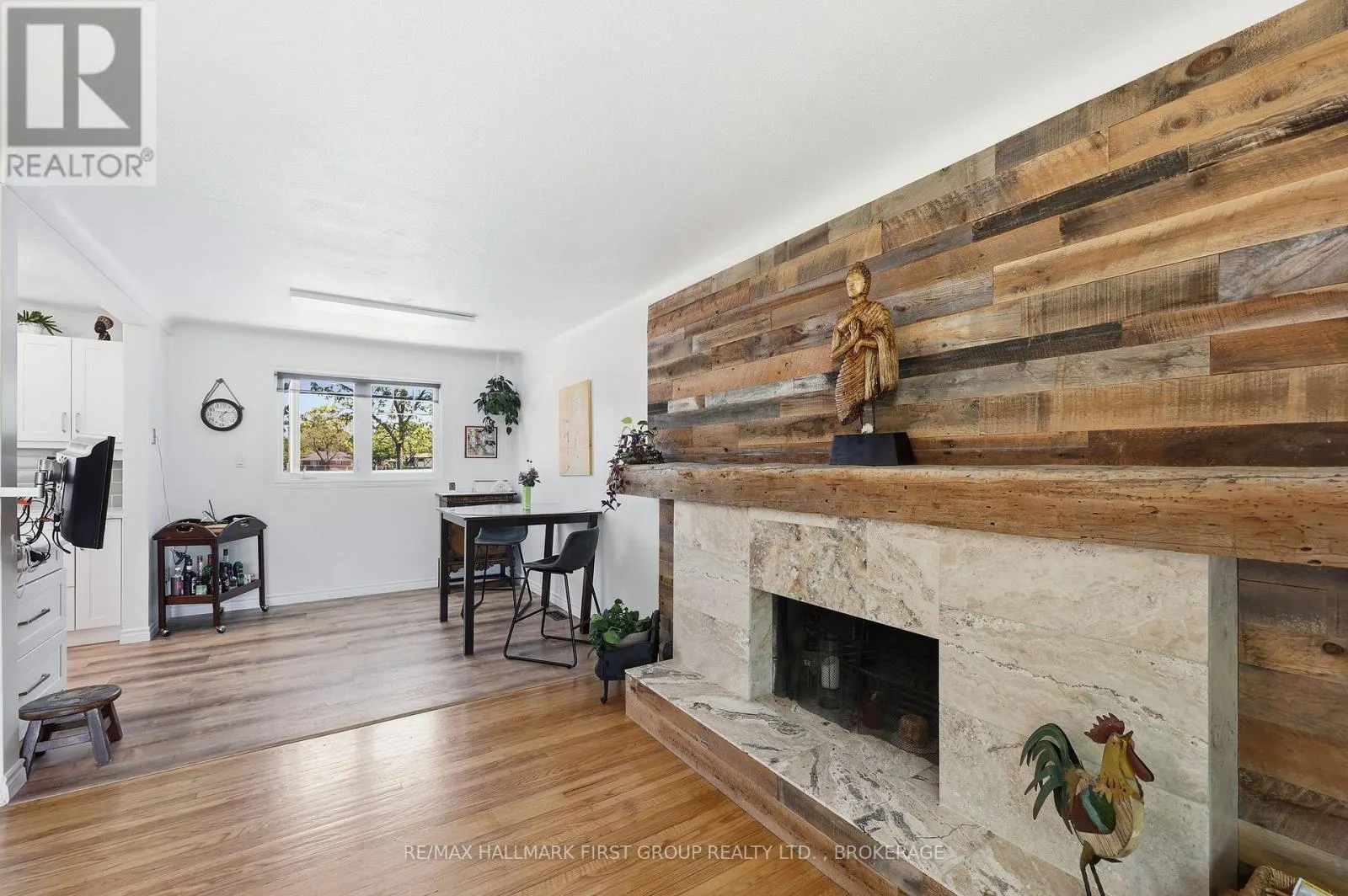 19 DEDRICK DRIVE