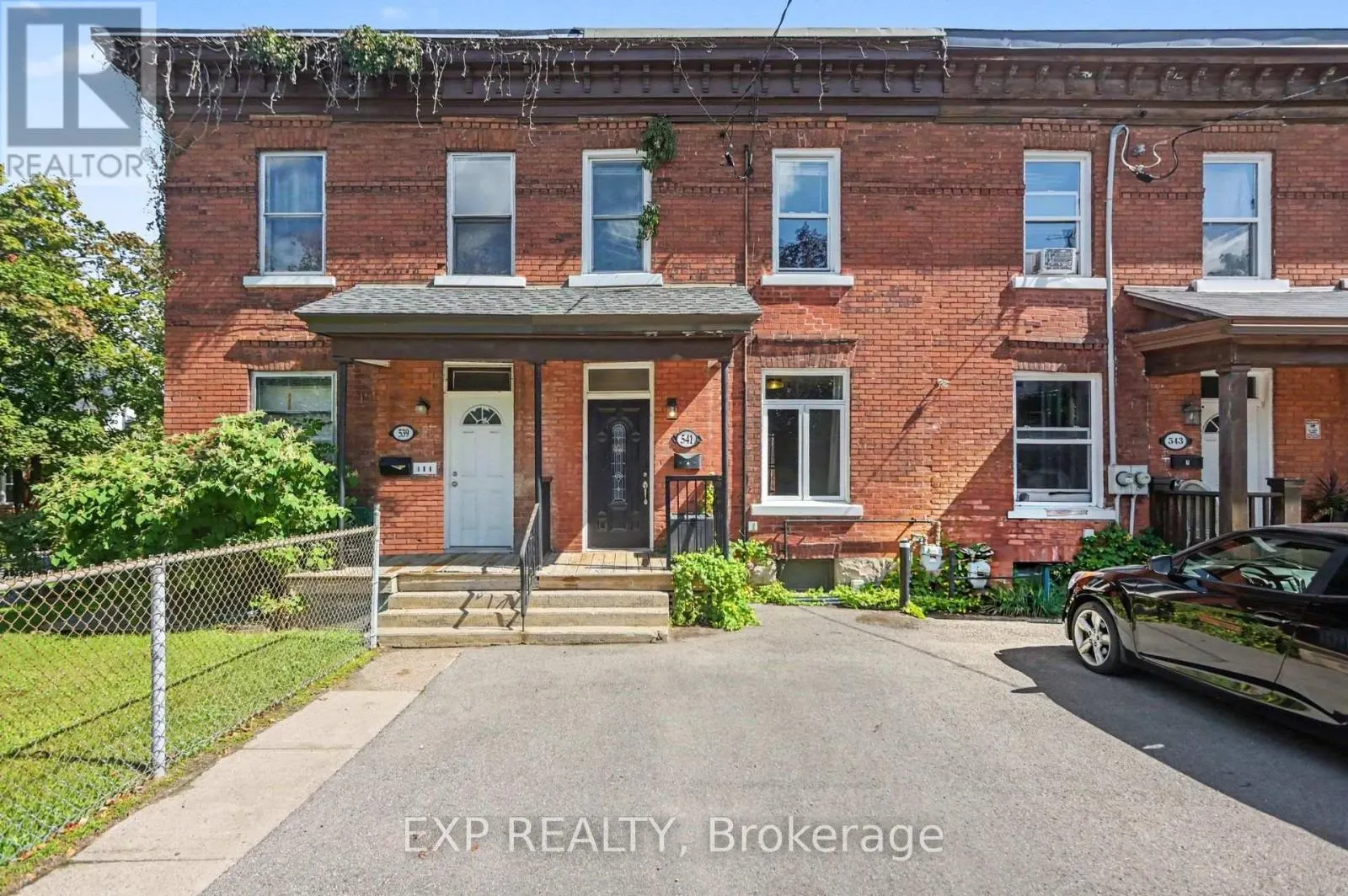 541 BAY STREET