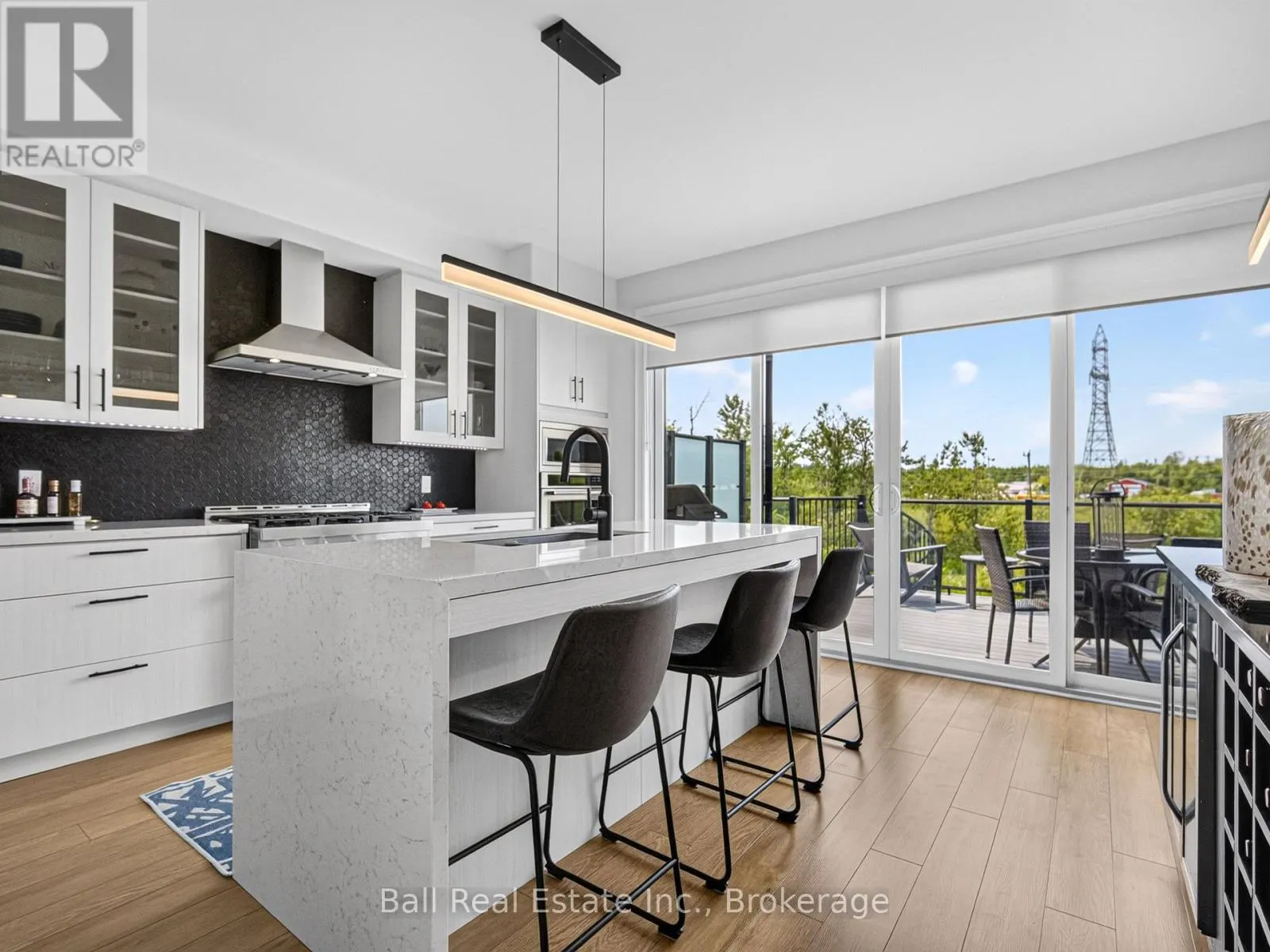 338 CULLEN TRAIL