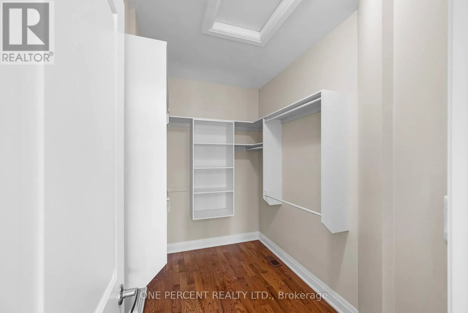 135 ELIZABETH STREET