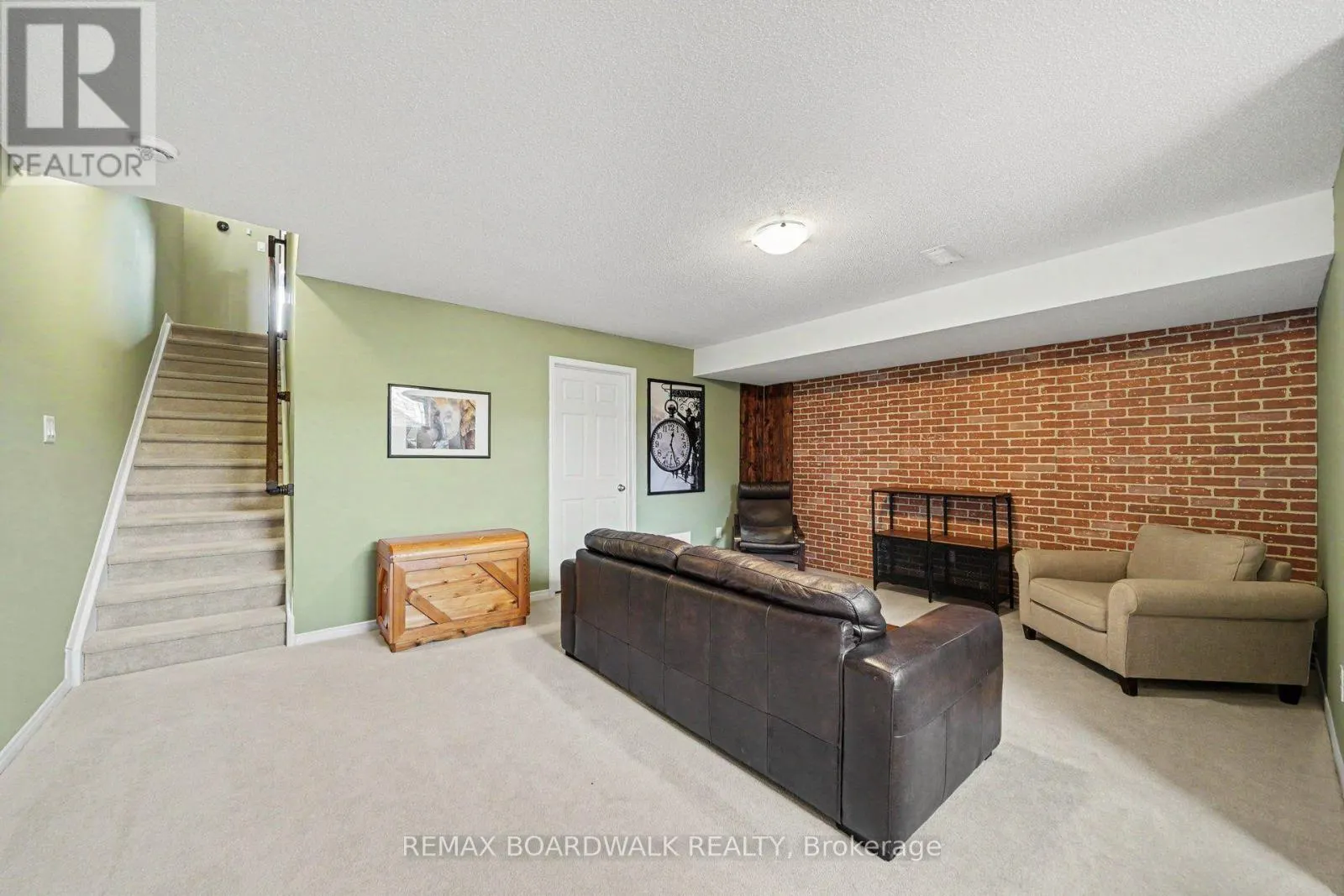 66 RIDDELL STREET