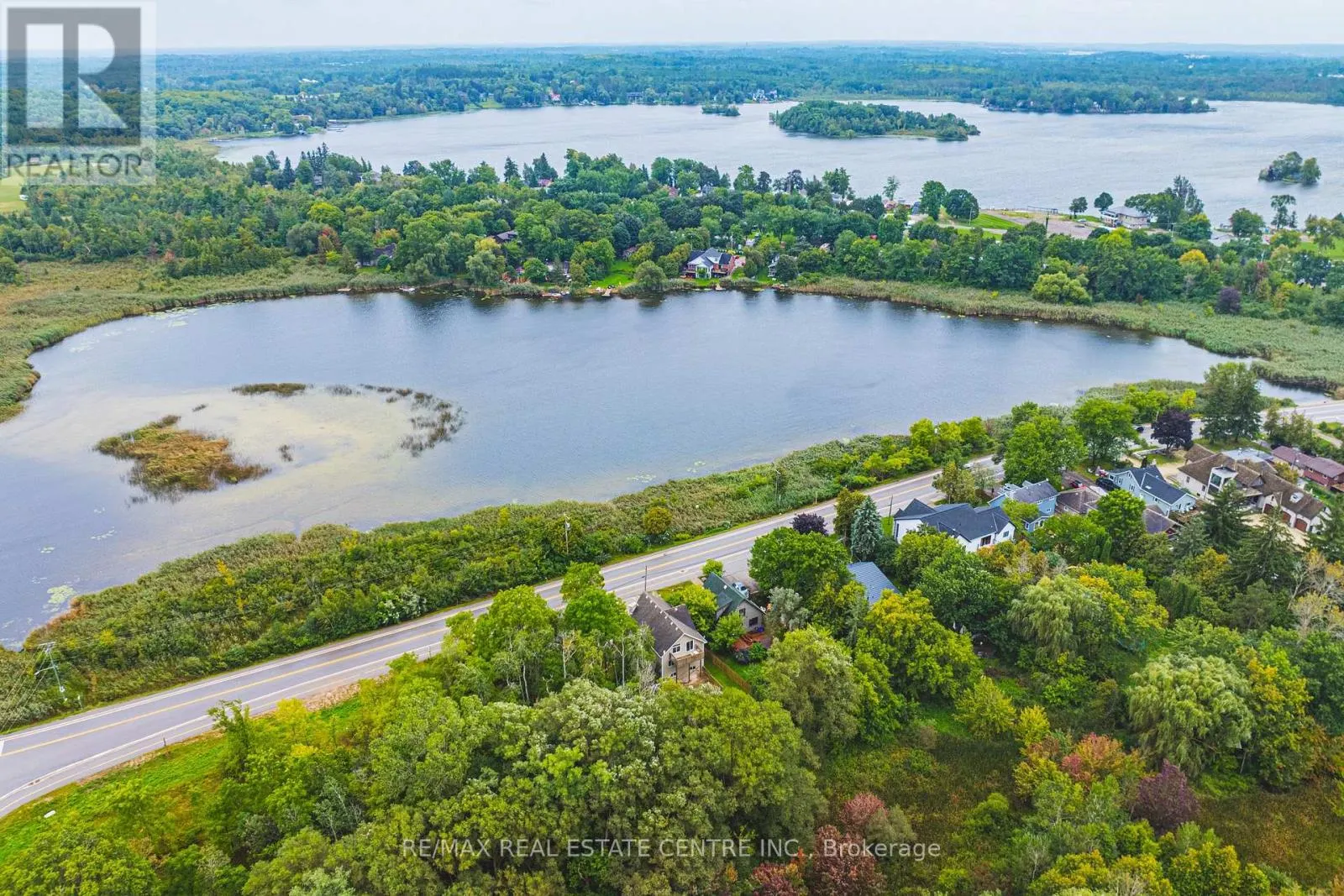 8 LAKE ROAD