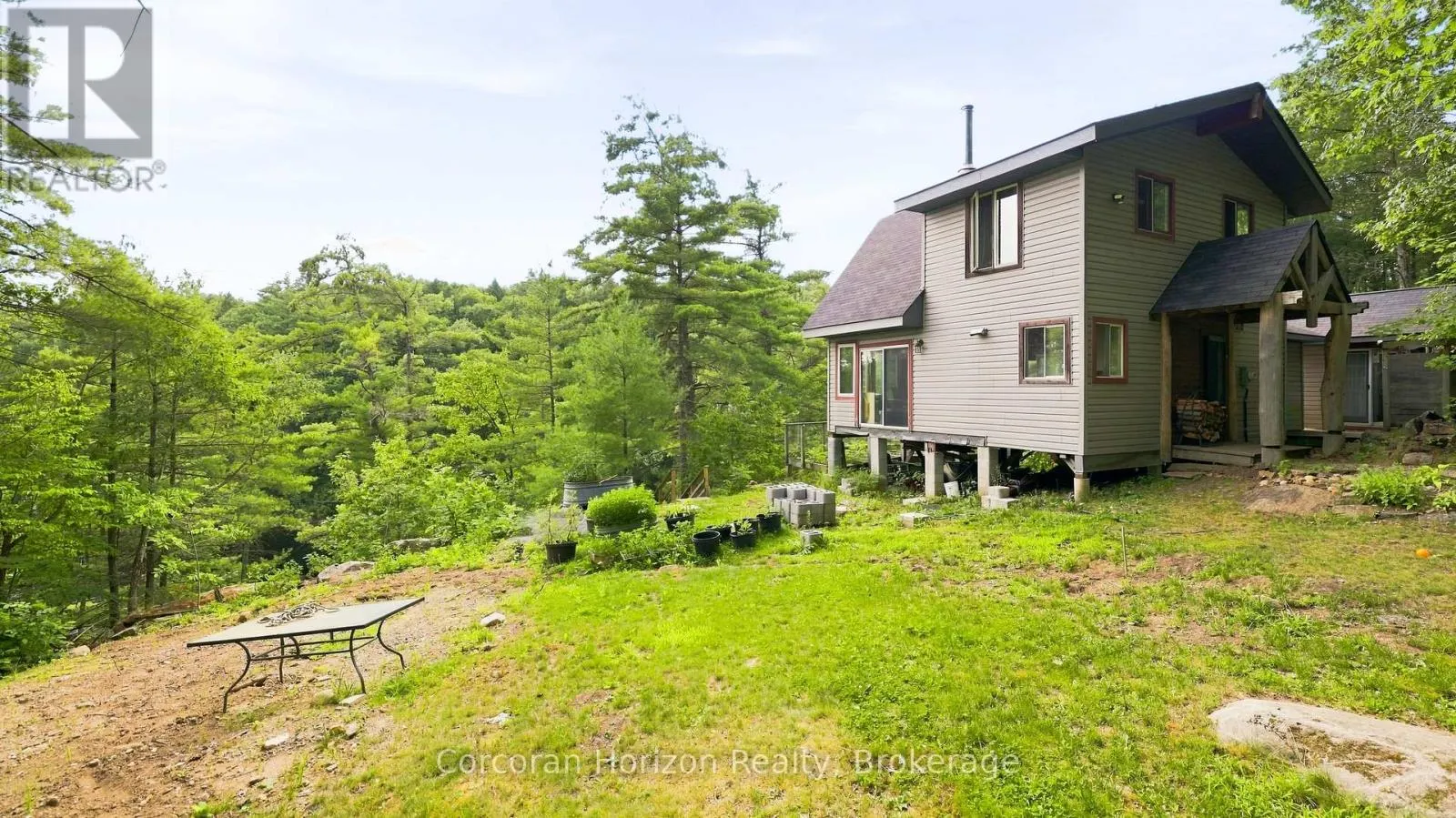 1316 WAHTA #2 ROAD S