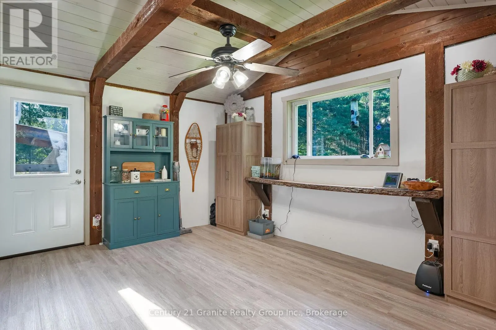 528 SOUTH BAPTISTE LAKE ROAD