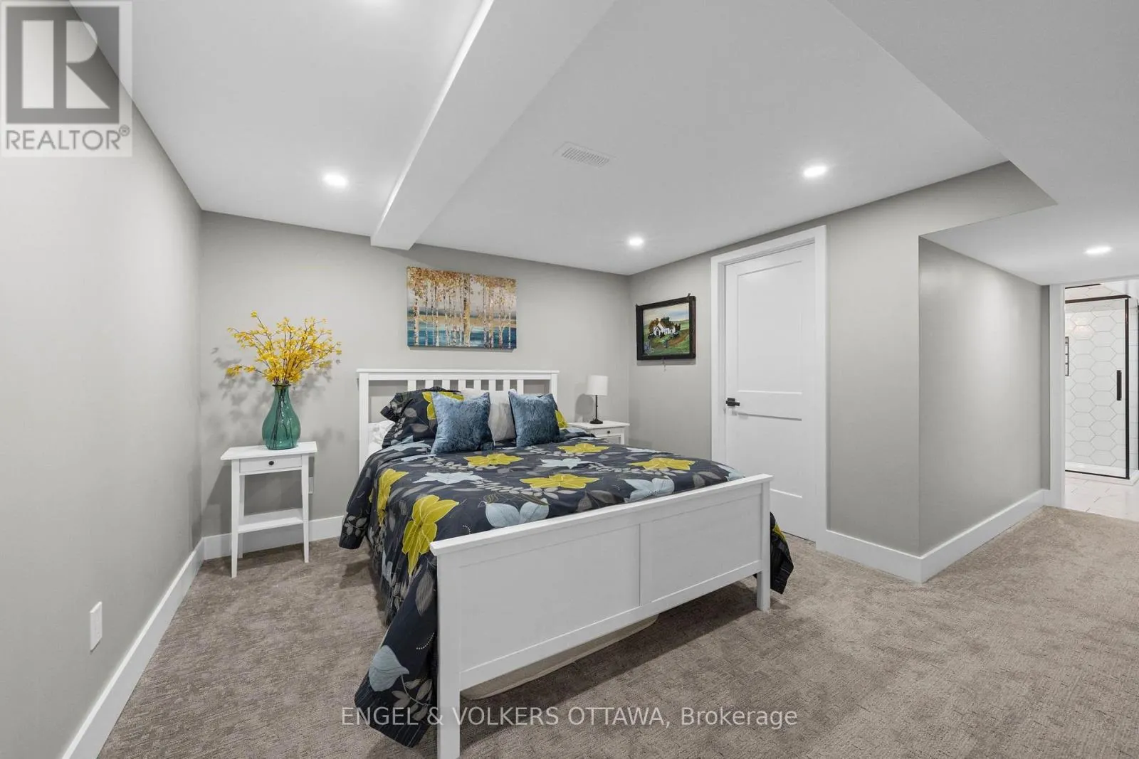 109 INNISKILLIN DRIVE