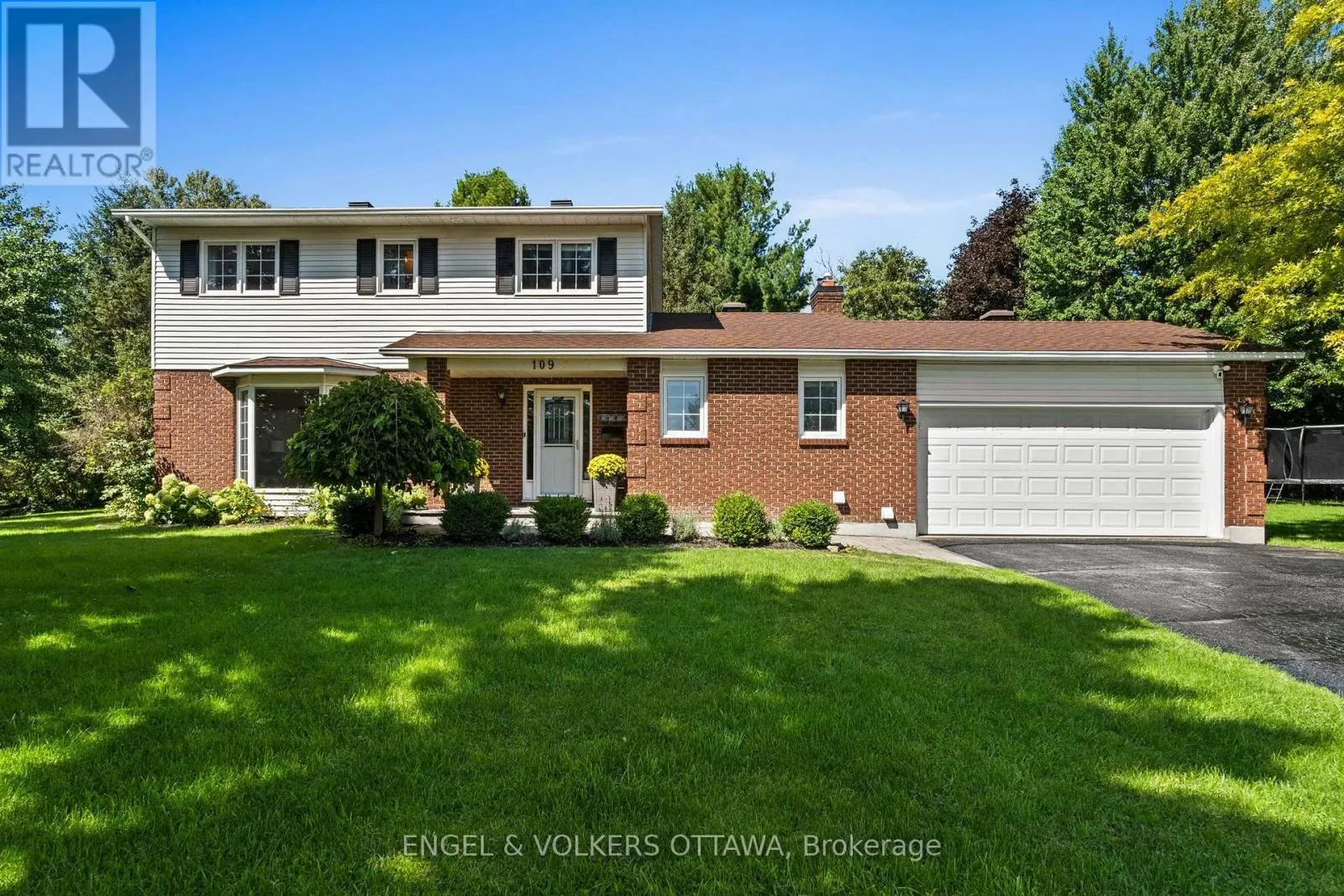 109 INNISKILLIN DRIVE