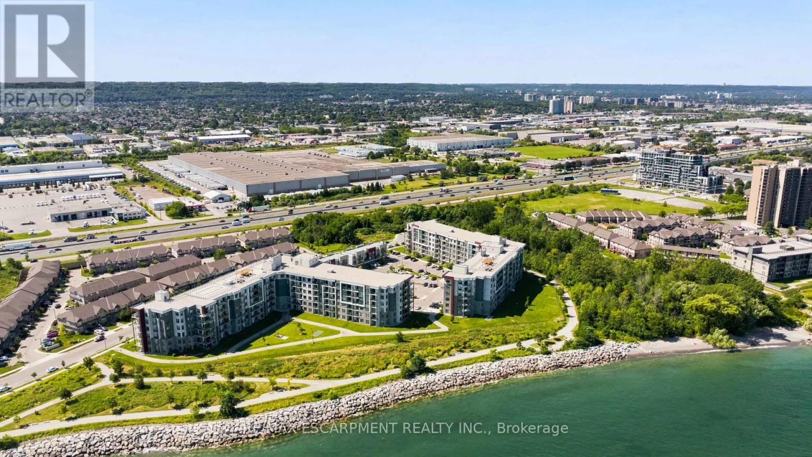 411 - 125 SHOREVIEW PLACE