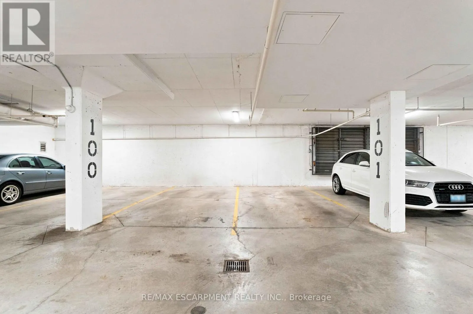 411 - 125 SHOREVIEW PLACE
