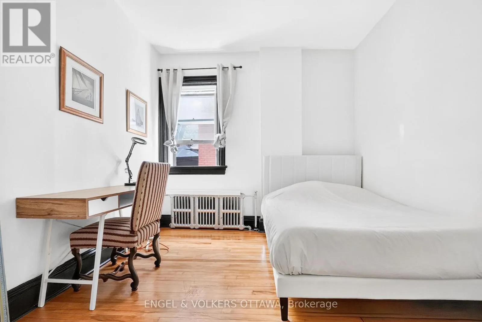 128 SECOND AVENUE