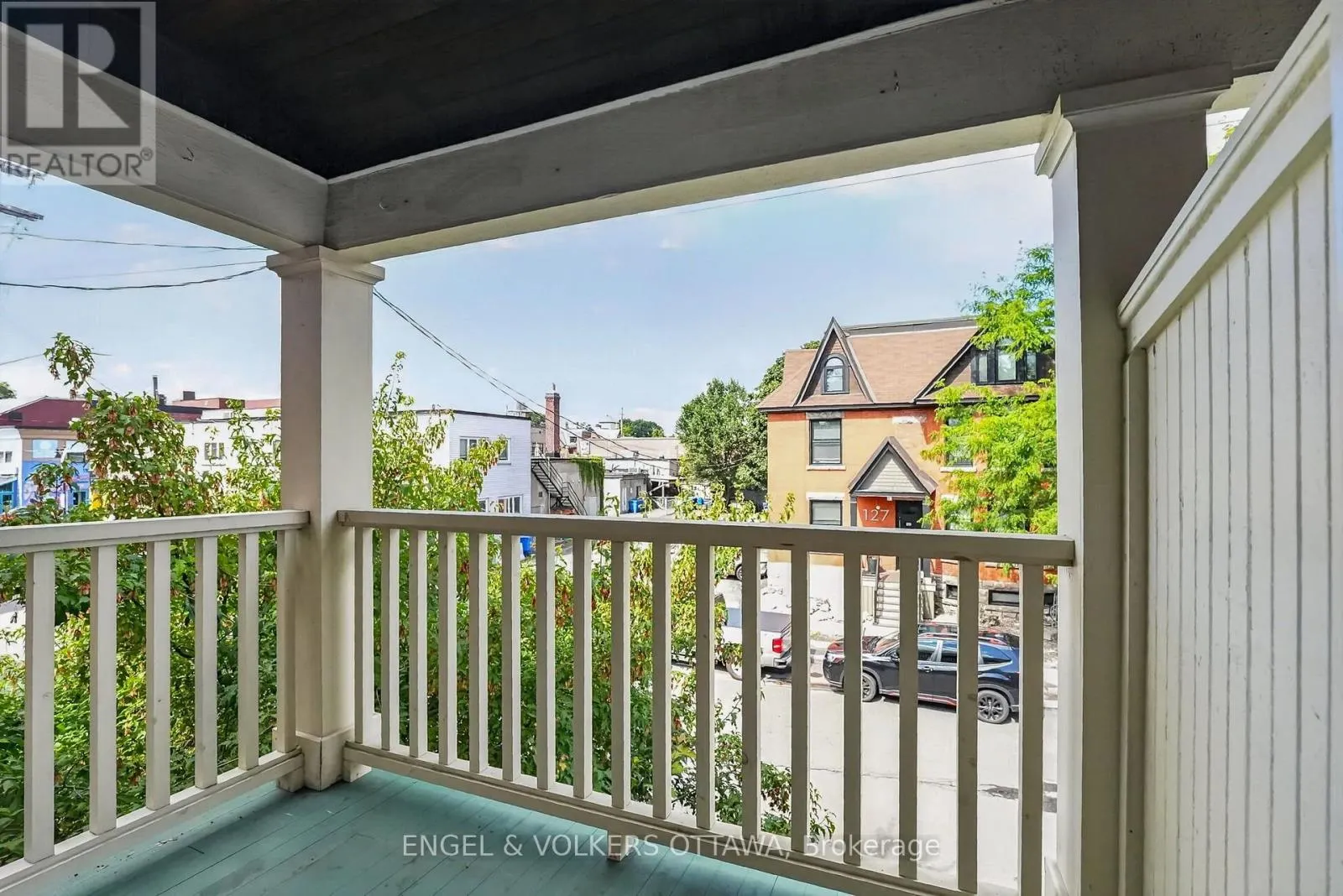 128 SECOND AVENUE
