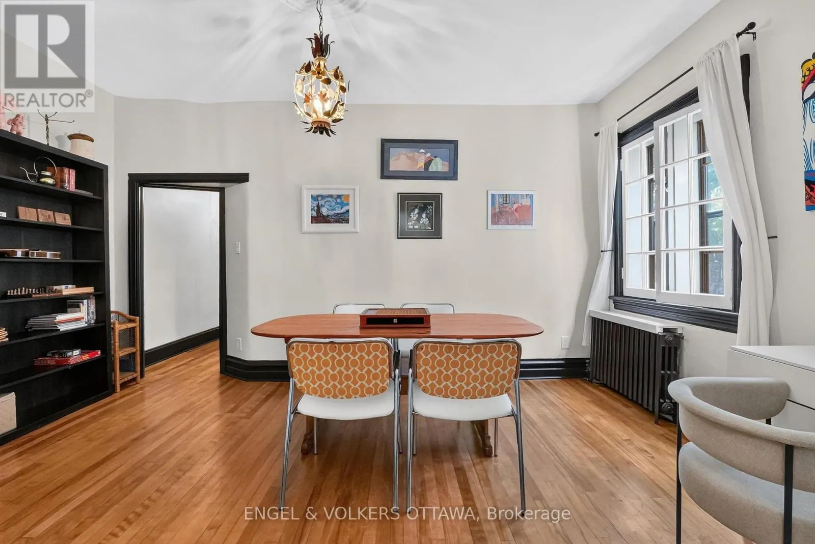 128 SECOND AVENUE