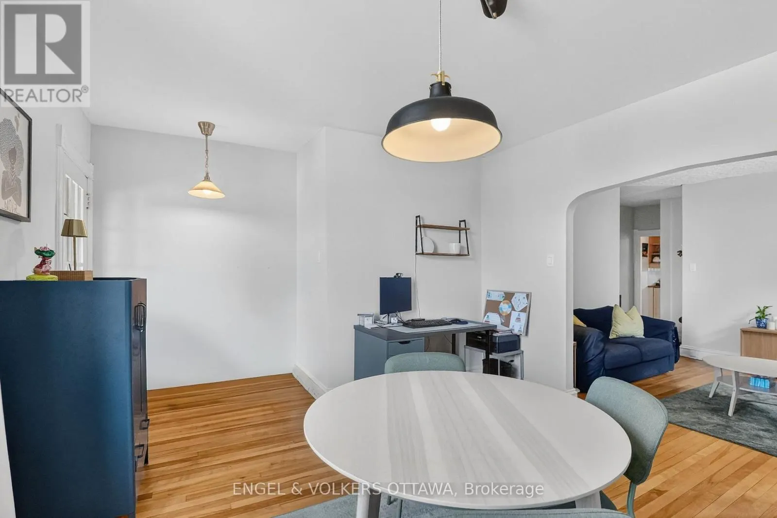 128 SECOND AVENUE