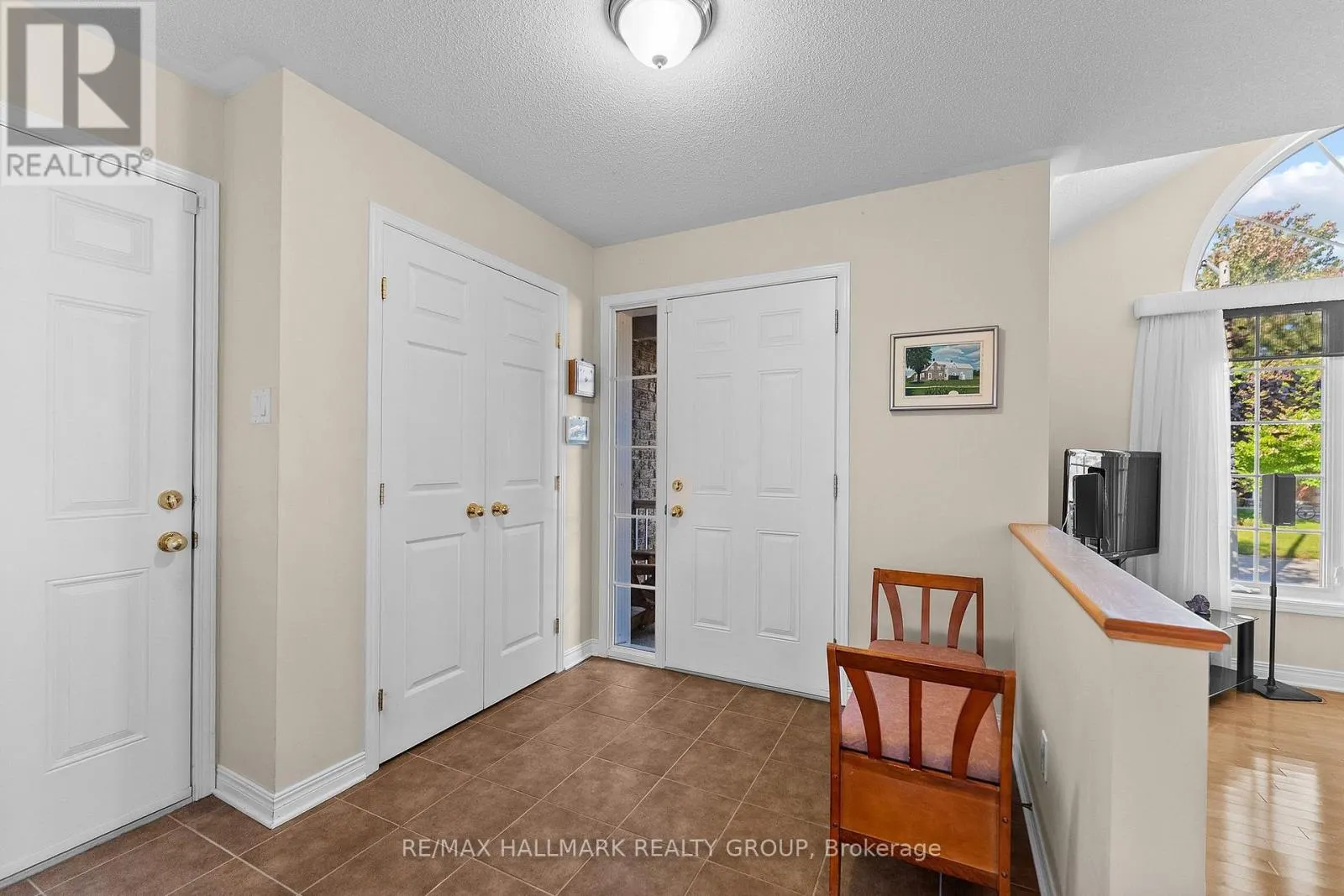 95 LLOYDALEX CRESCENT