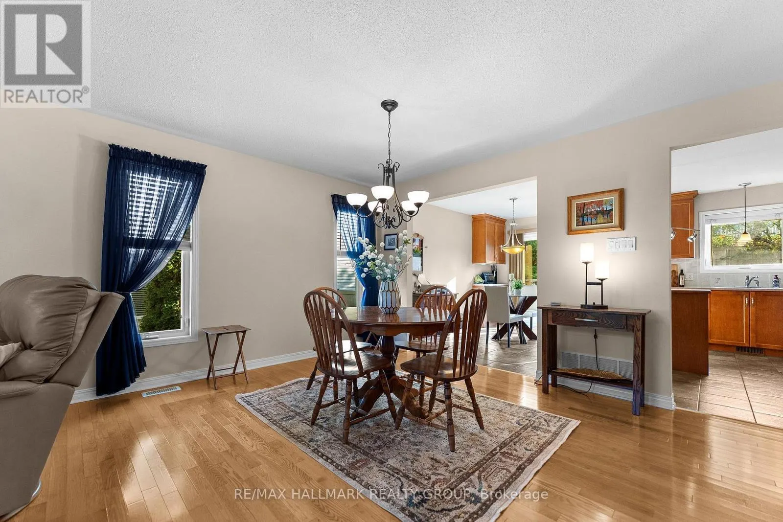95 LLOYDALEX CRESCENT