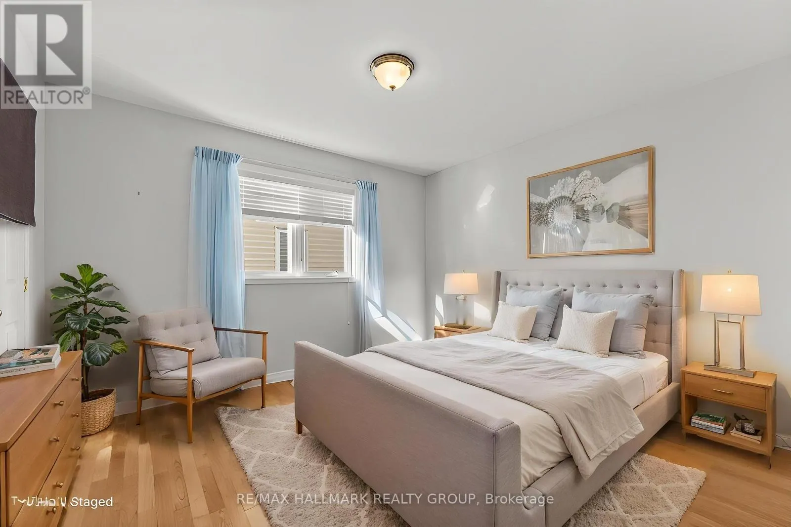 95 LLOYDALEX CRESCENT