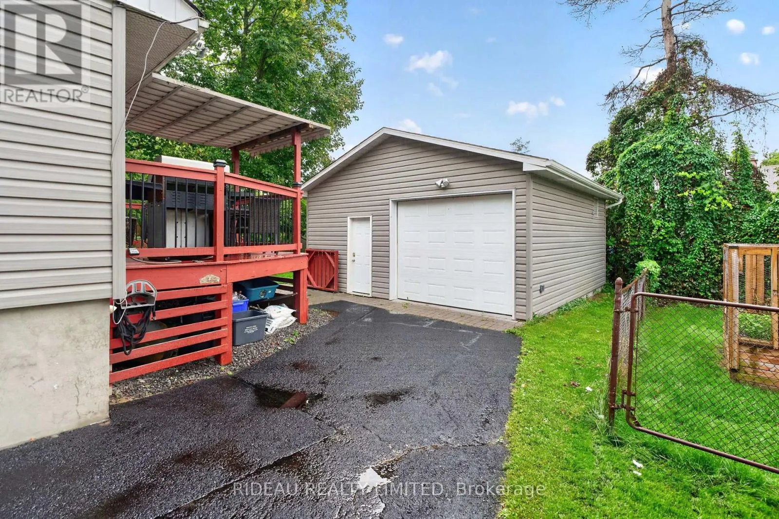 4 OTTER DRIVE