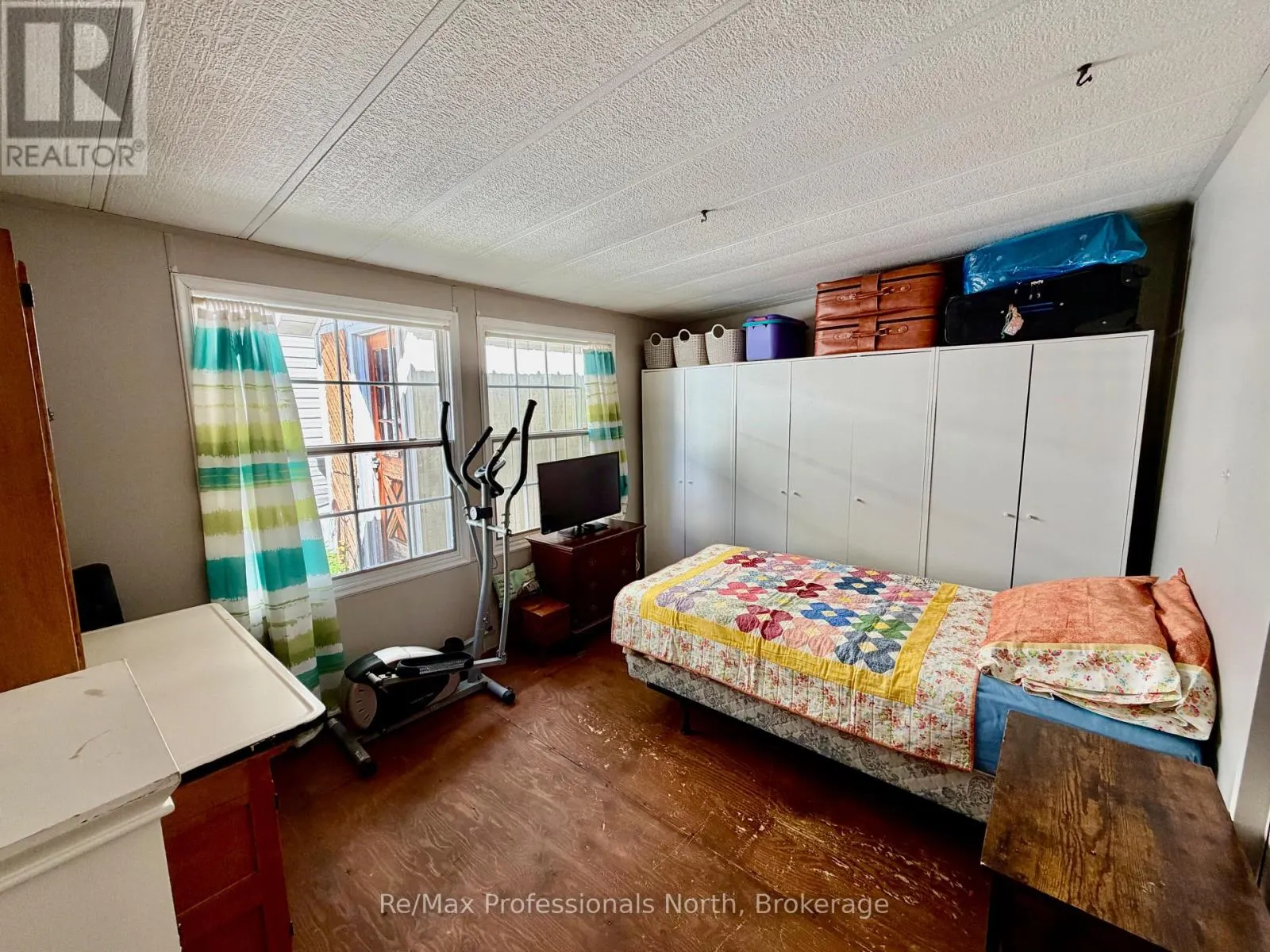 2 - 1007 RACOON ROAD #2