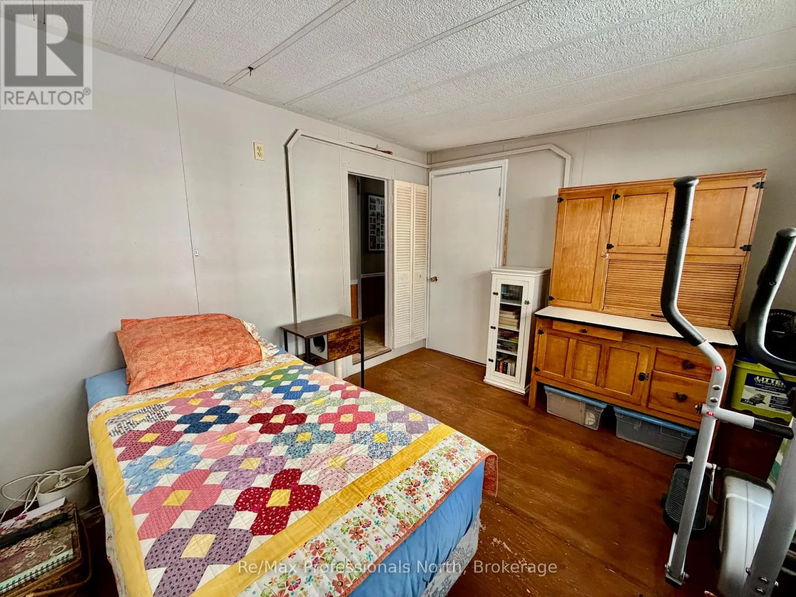 2 - 1007 RACOON ROAD #2