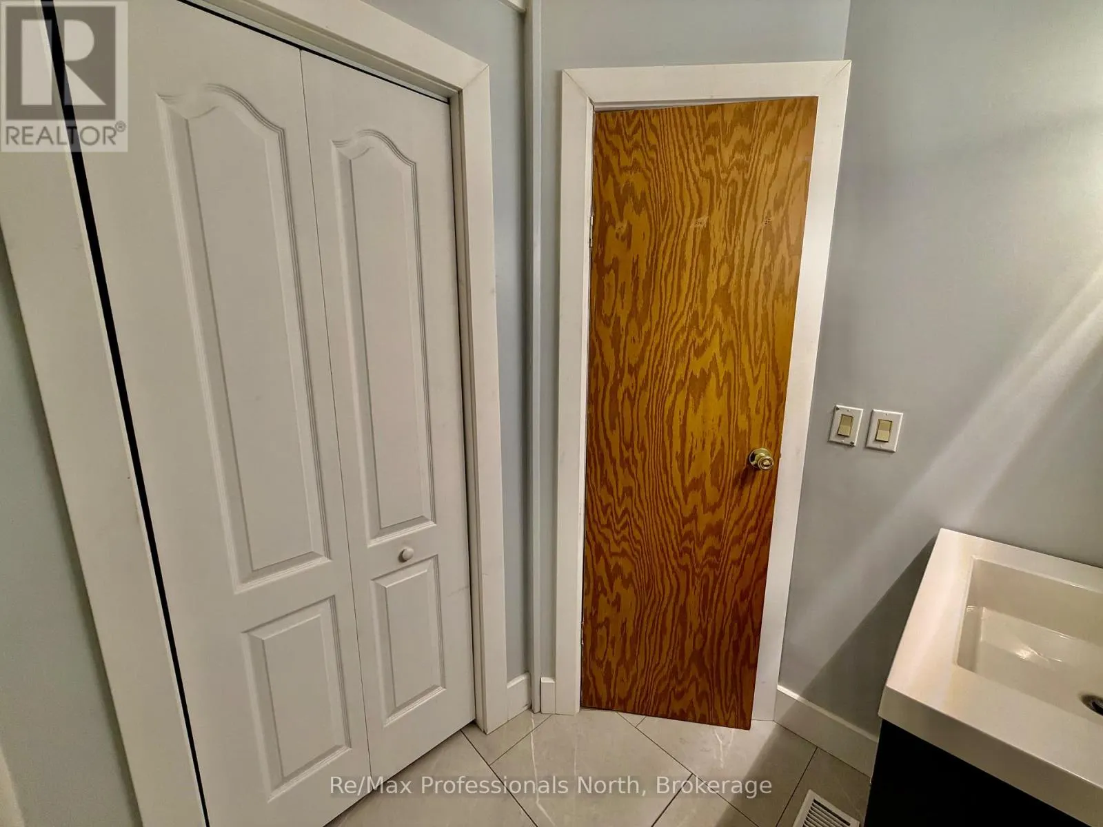 2 - 1007 RACOON ROAD #2