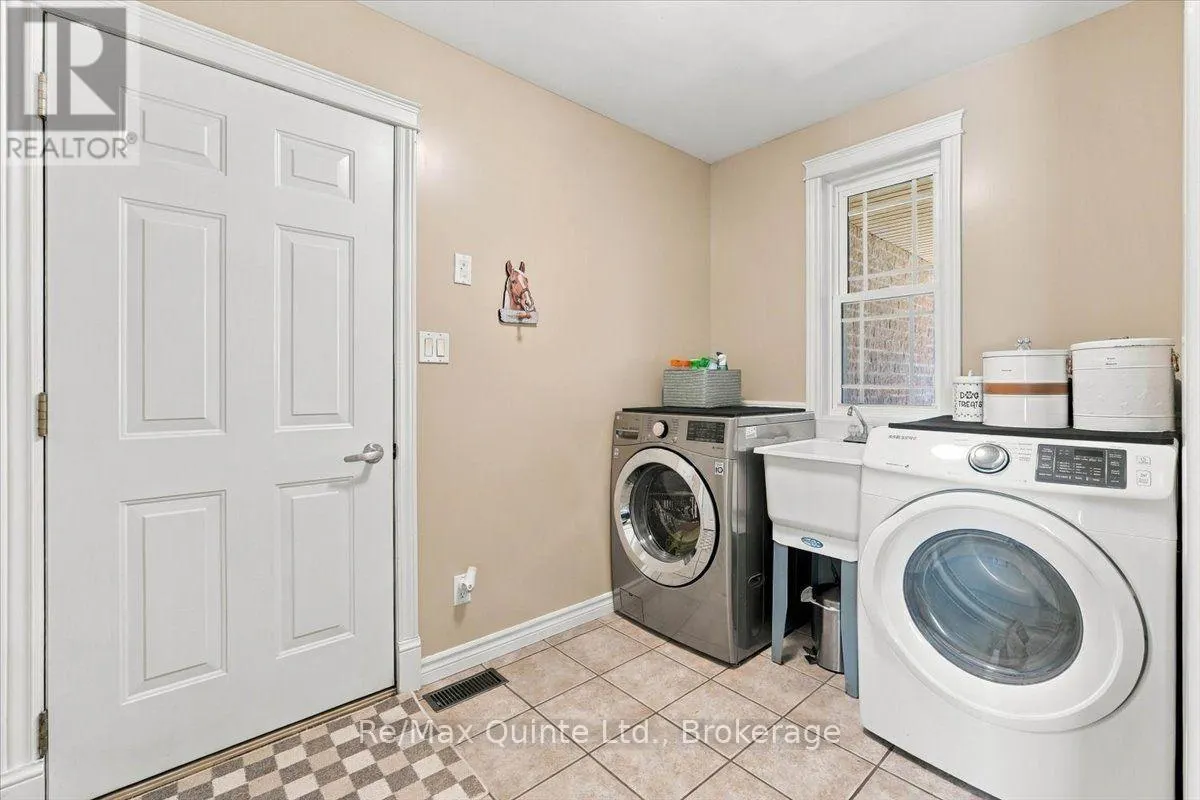 794 ENGLISH SETTLEMENT ROAD