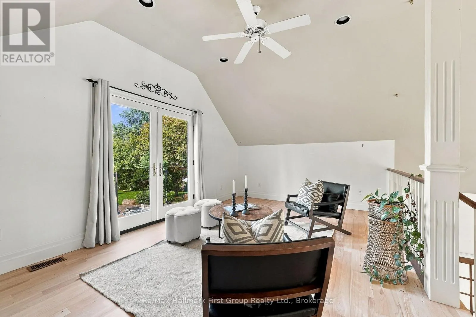 3121 THEATRE ROAD N