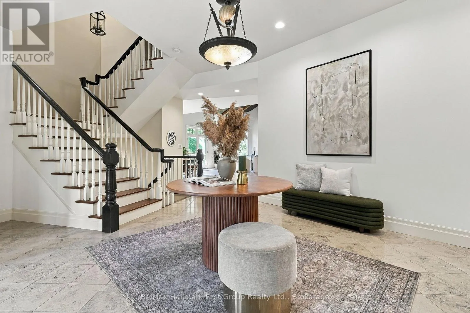 3121 THEATRE ROAD N