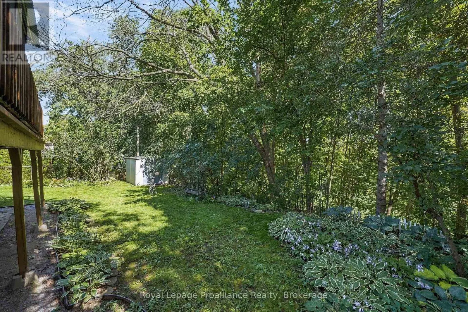 36 PARKVIEW HEIGHTS