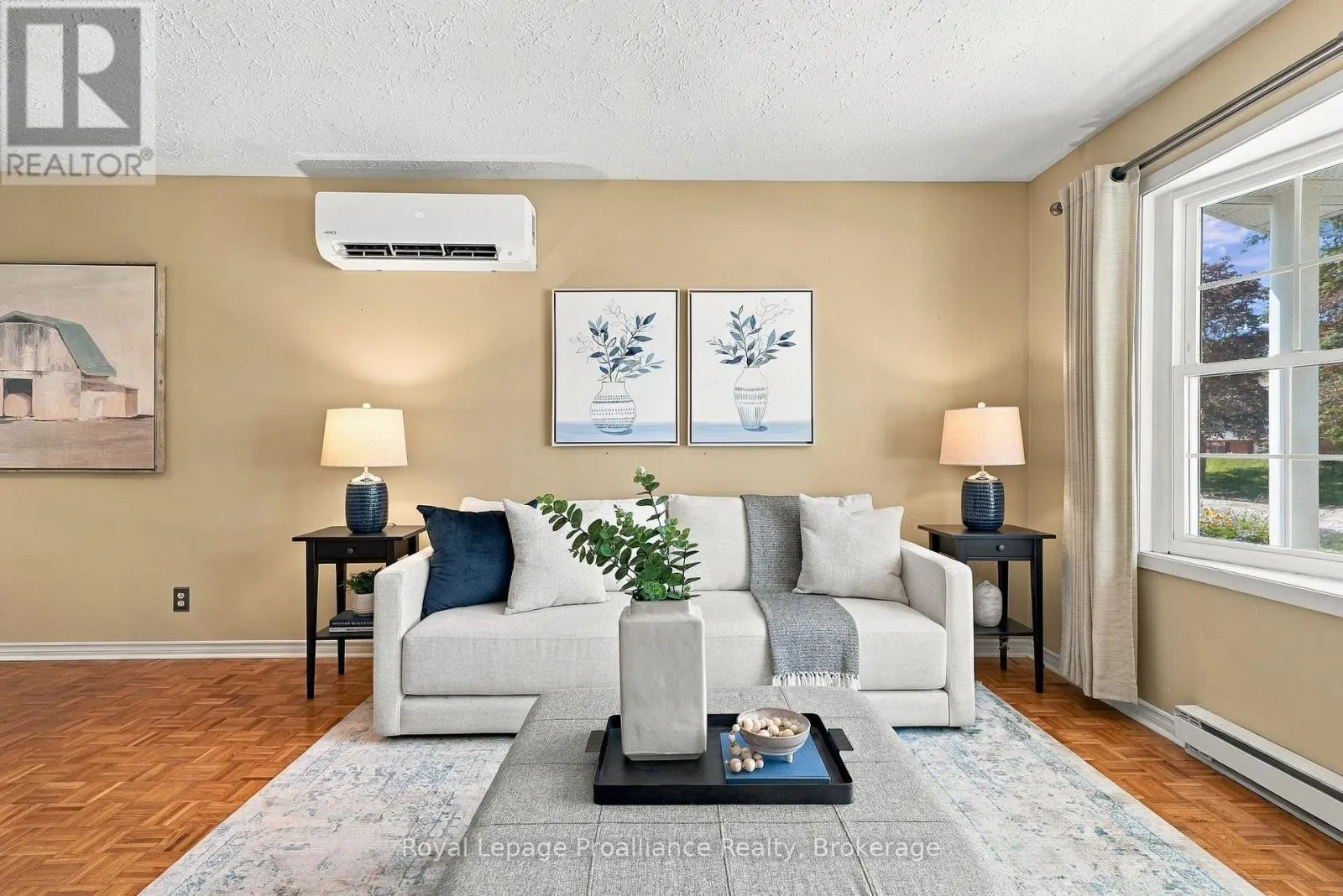 36 PARKVIEW HEIGHTS