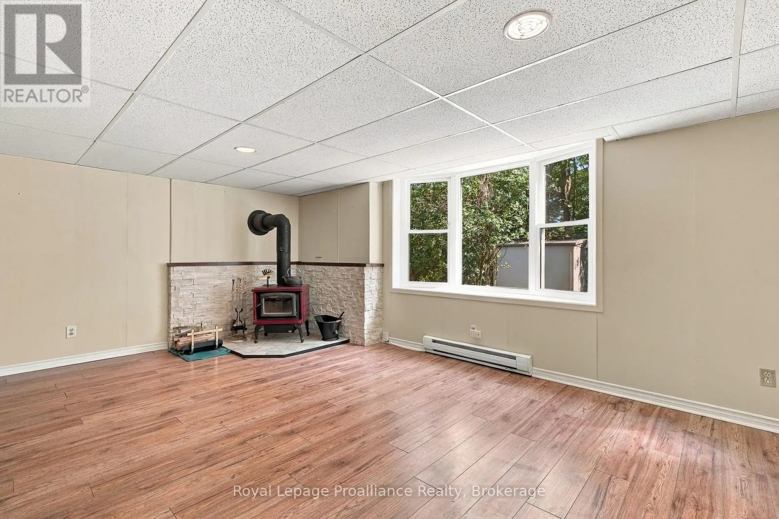 36 PARKVIEW HEIGHTS
