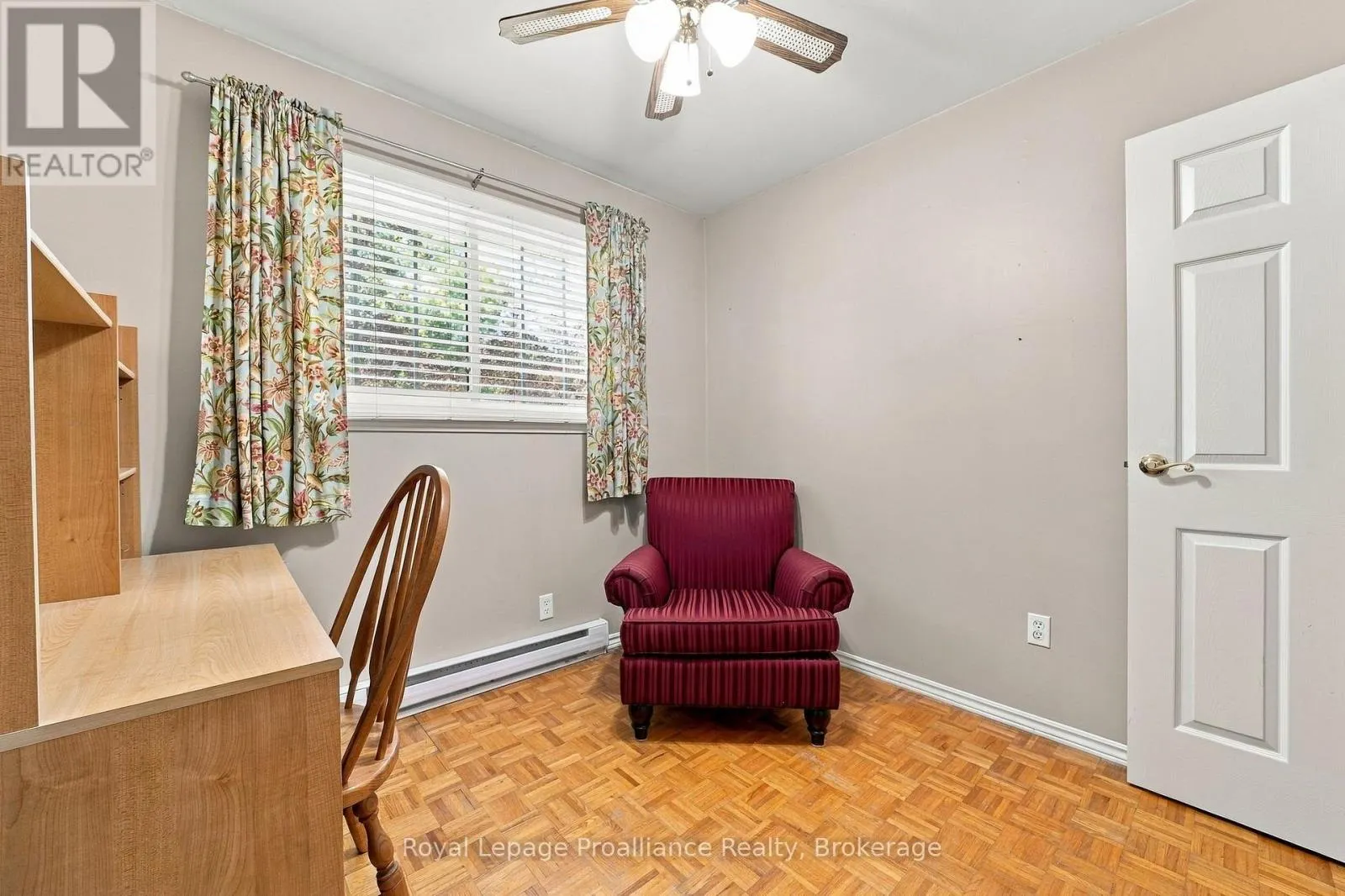 36 PARKVIEW HEIGHTS