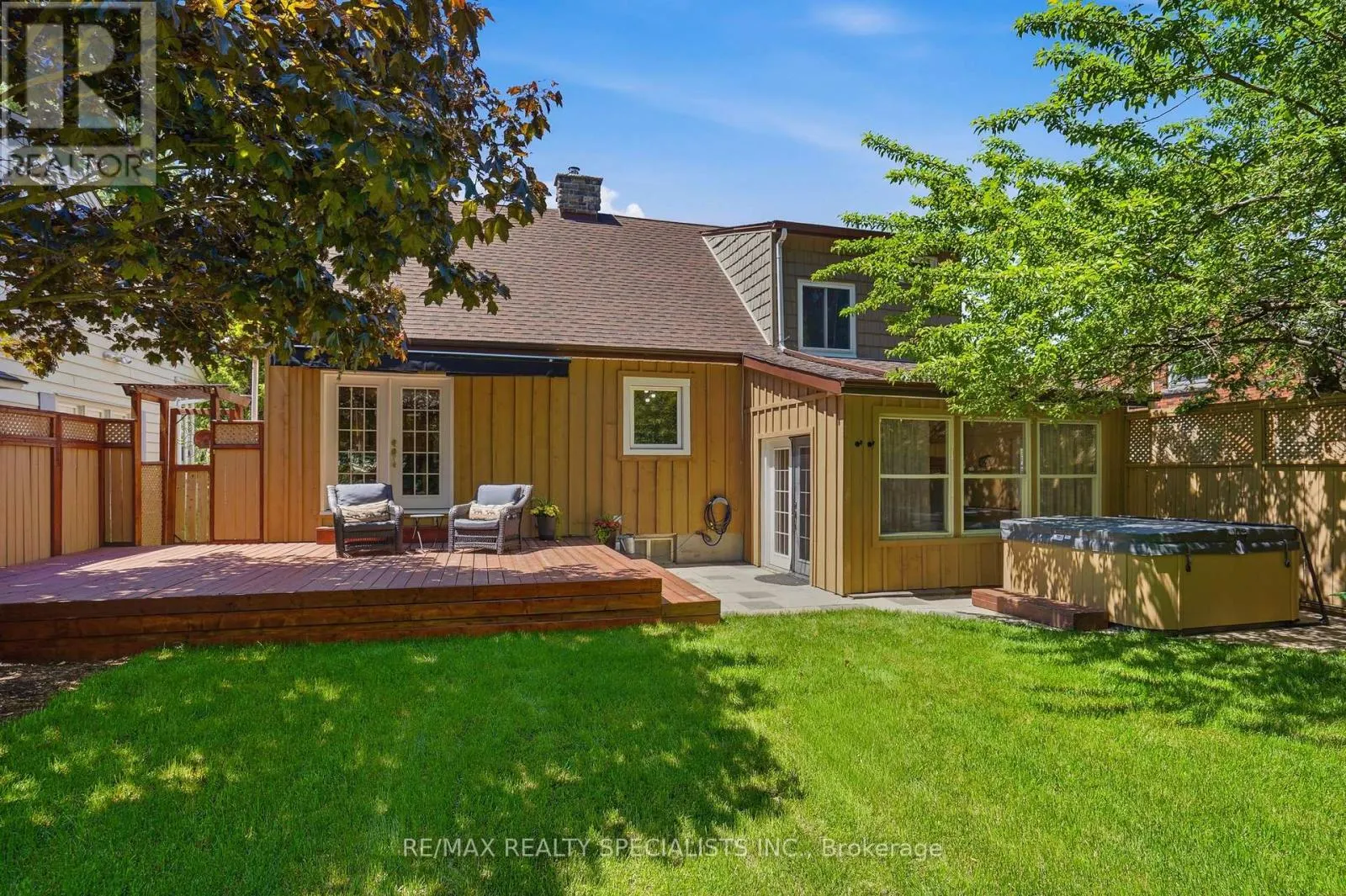 11 KINGSWAY BOULEVARD