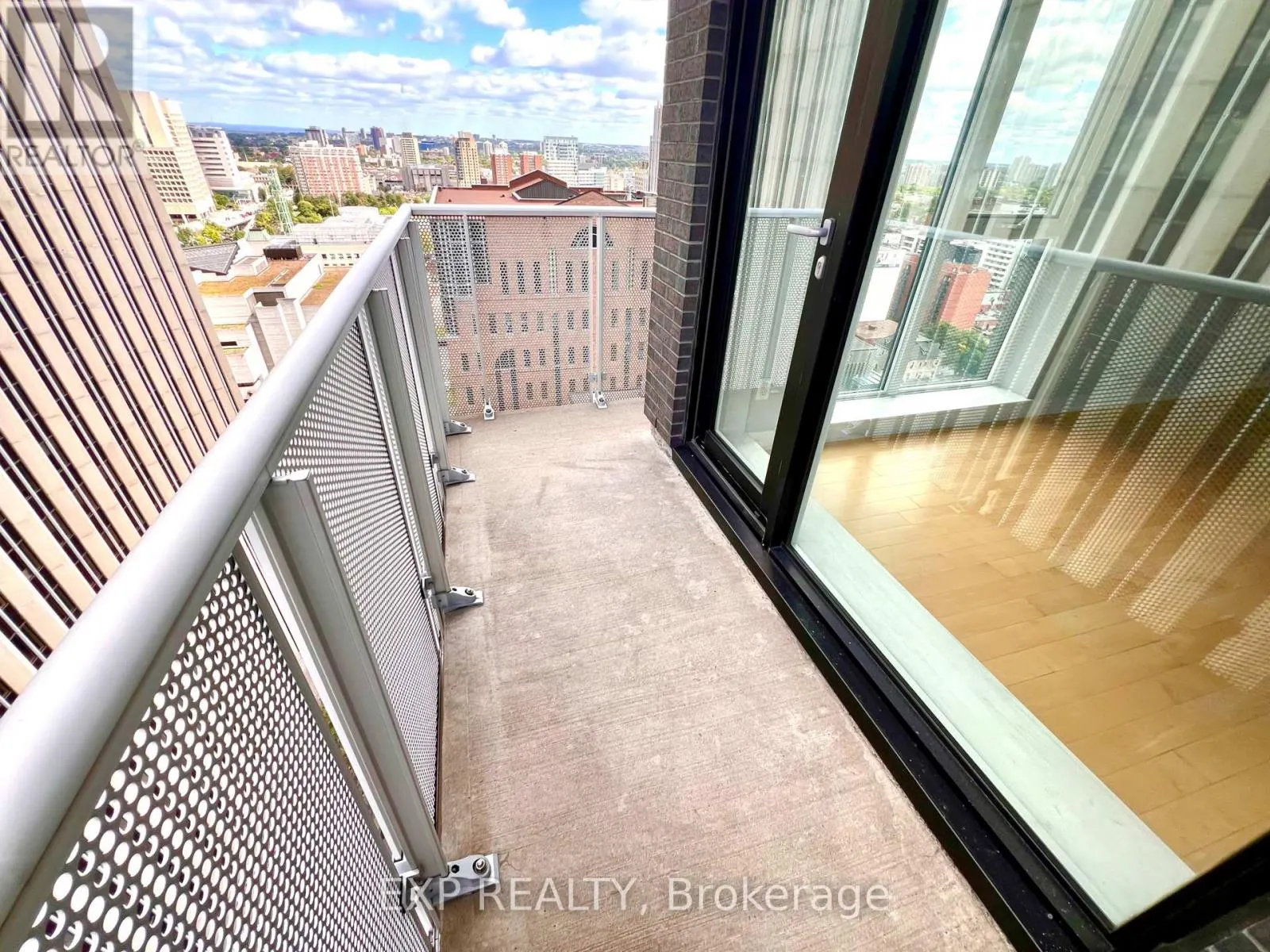 2001 - 40 NEPEAN STREET