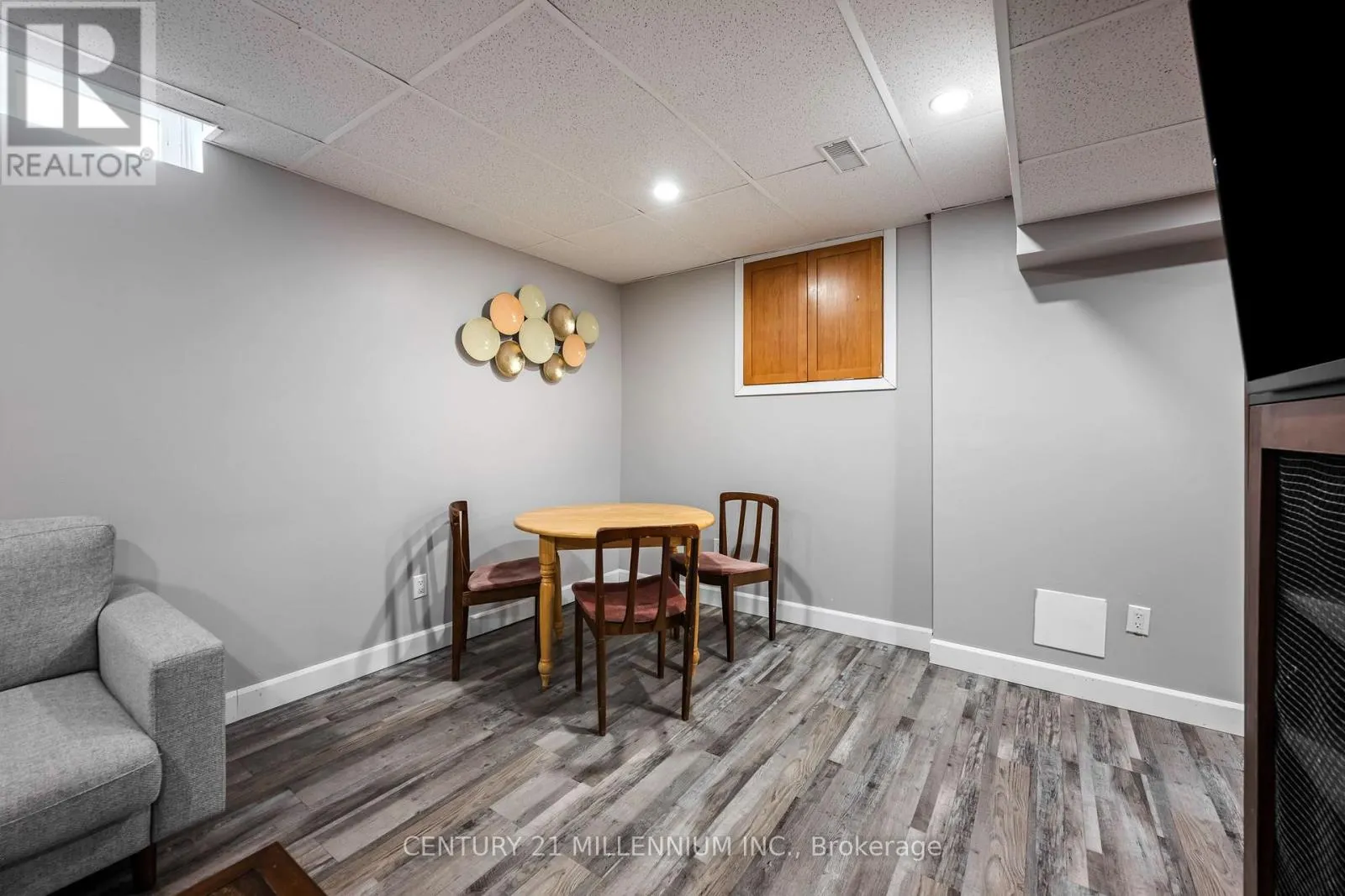 364 STONEHEIGHT PLACE