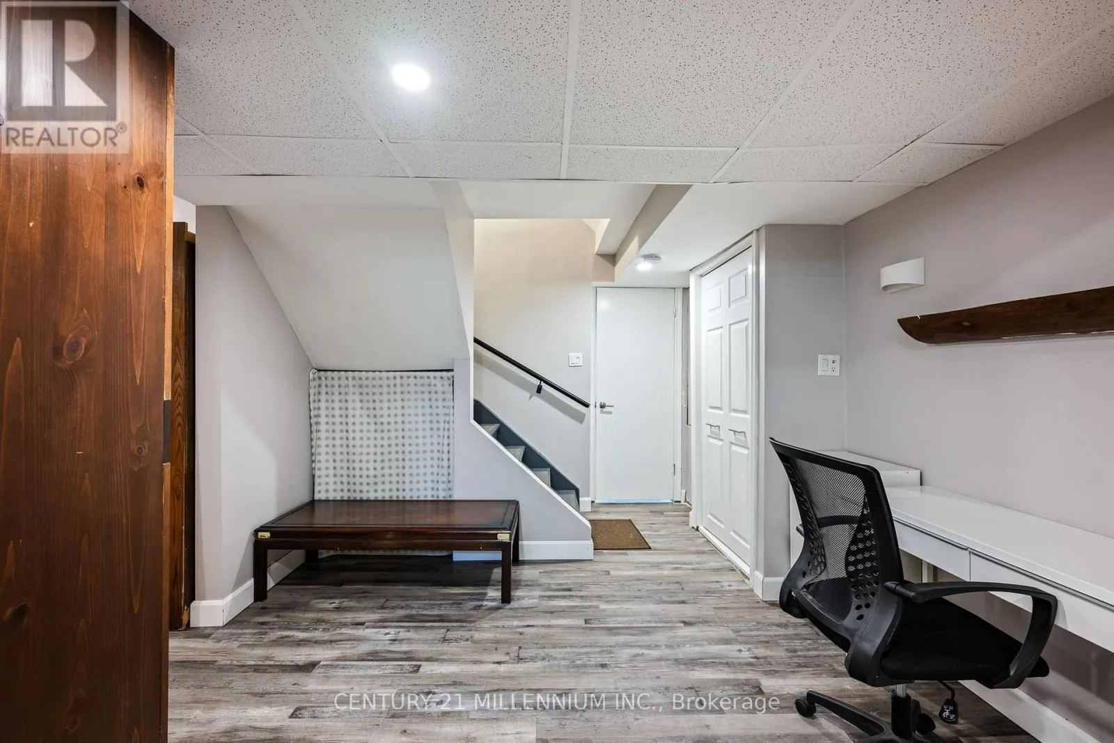 364 STONEHEIGHT PLACE
