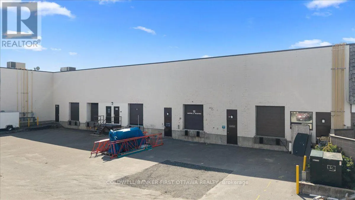 33 - 2000 THURSTON DRIVE