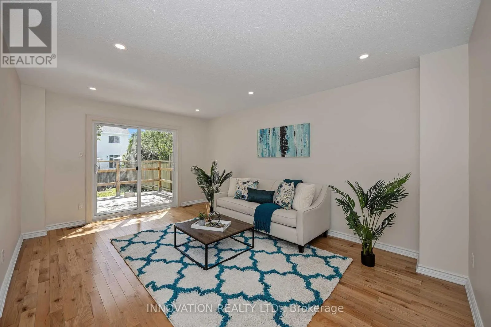 33 EXETER DRIVE