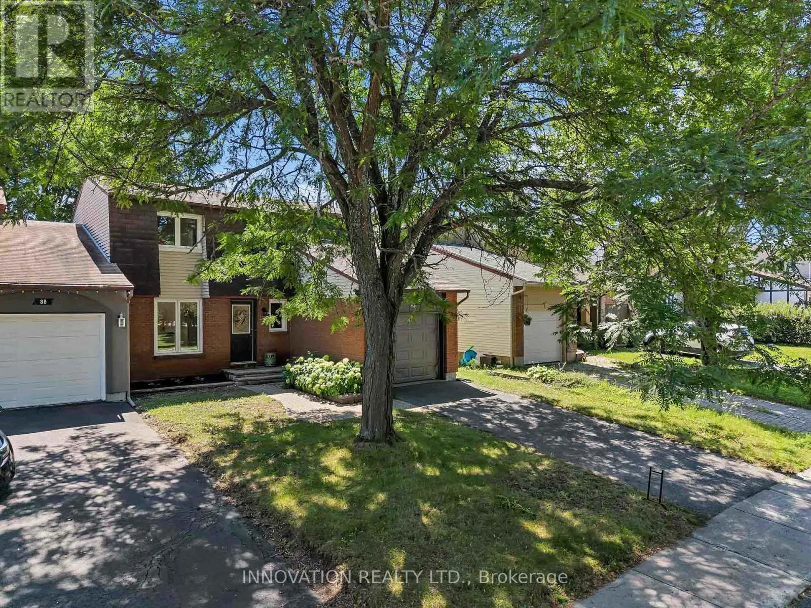 33 EXETER DRIVE