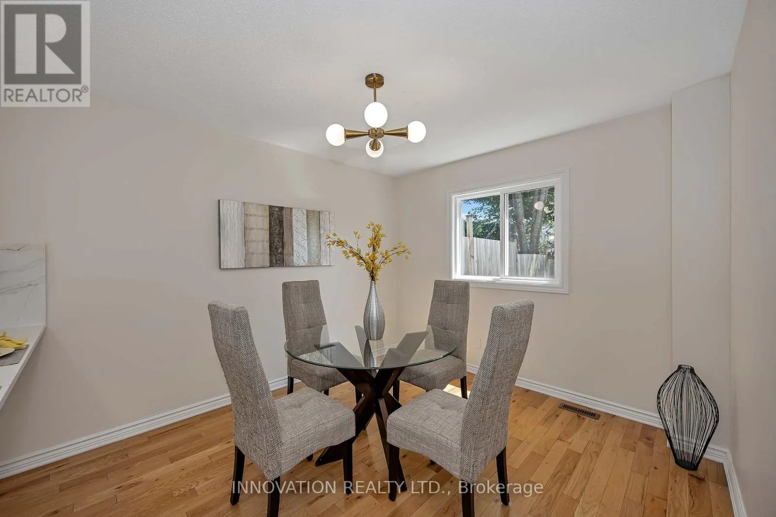 33 EXETER DRIVE