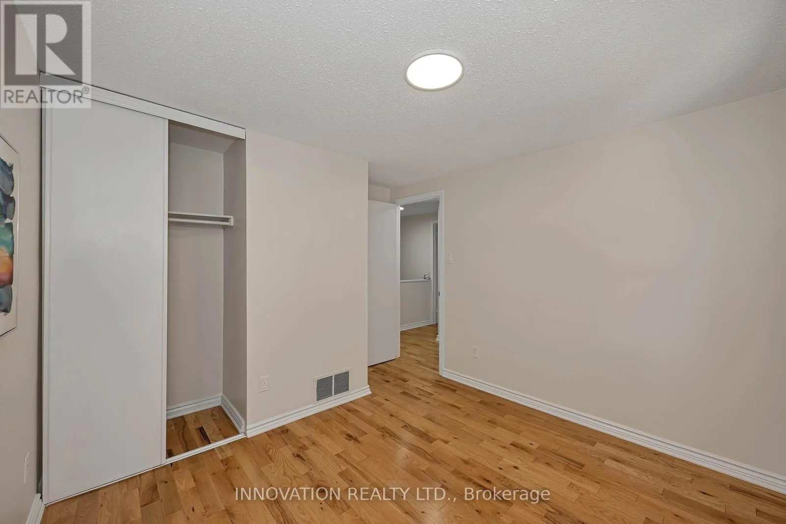 33 EXETER DRIVE
