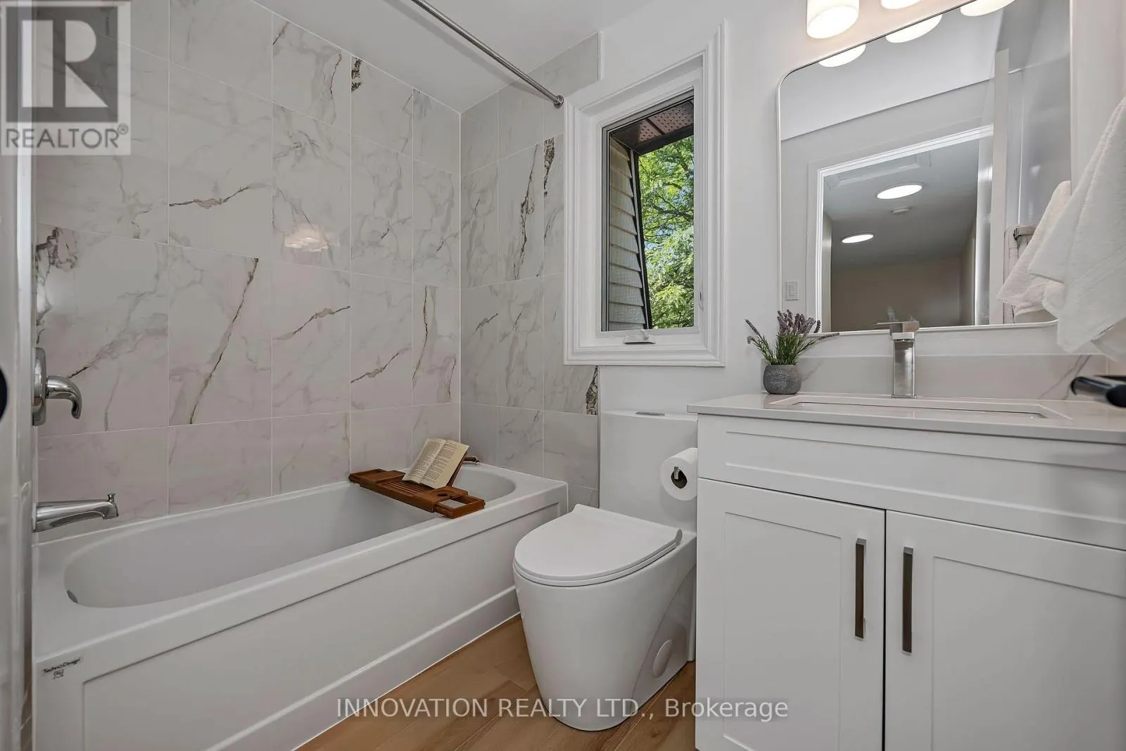 33 EXETER DRIVE