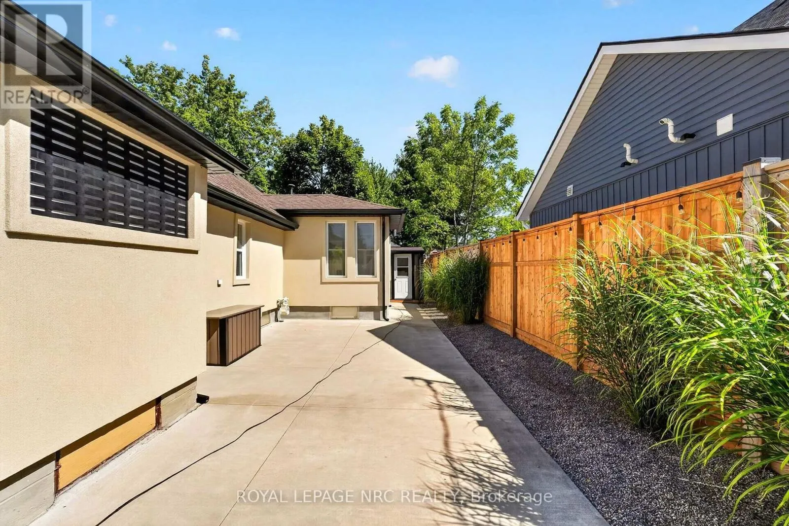 220 ROSEWOOD AVENUE