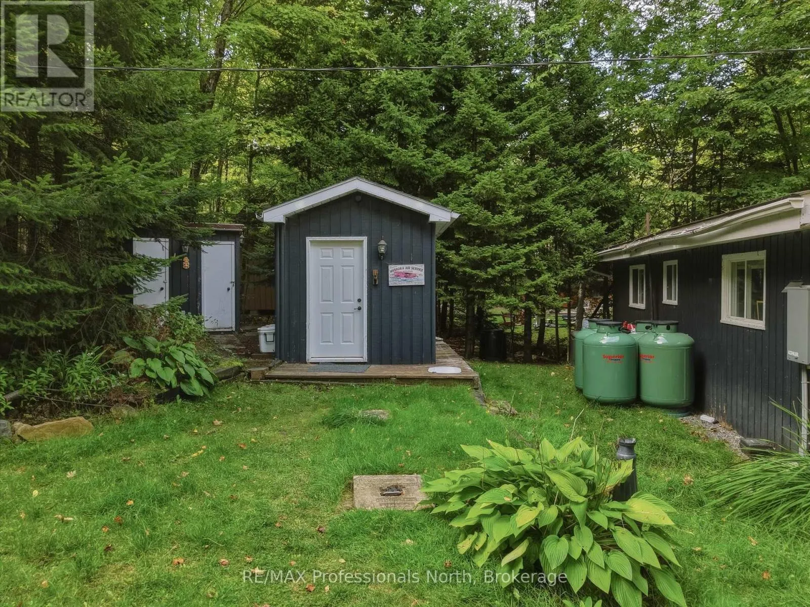 4 - 1202 SHEA ROAD #4