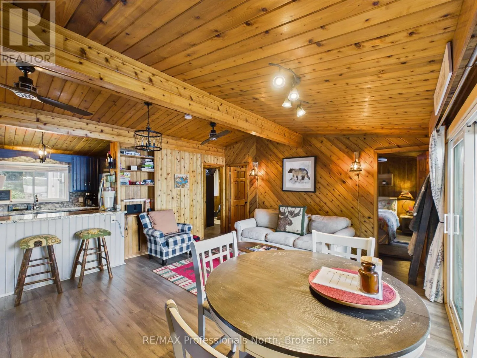 4 - 1202 SHEA ROAD #4