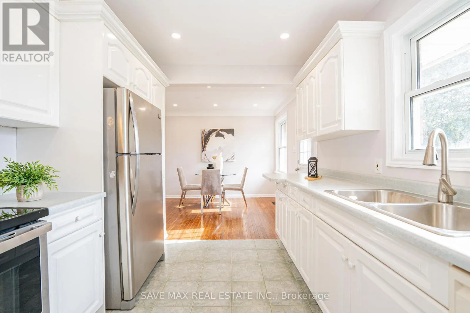 4443 DORCHESTER ROAD