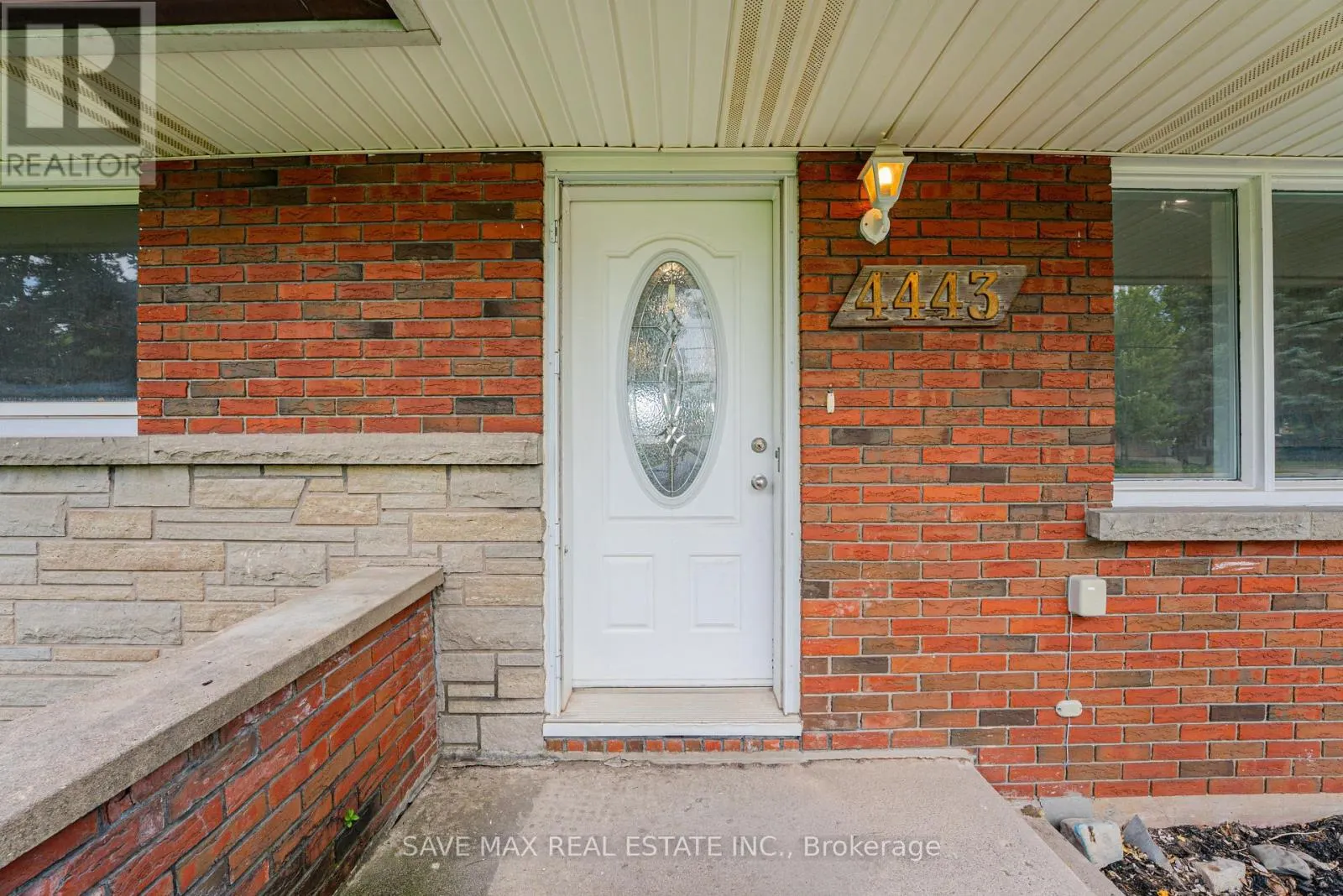 4443 DORCHESTER ROAD