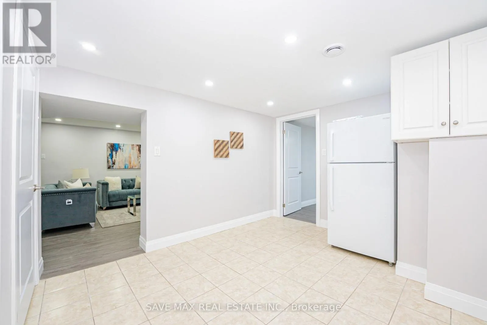 4443 DORCHESTER ROAD