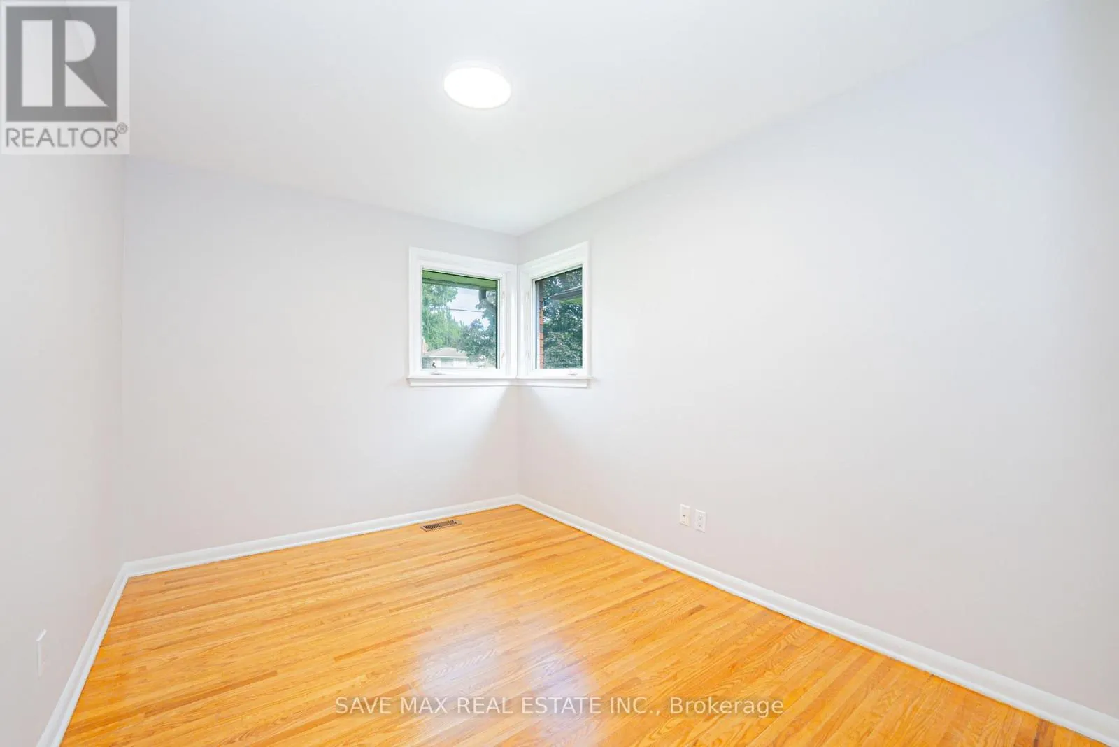 4443 DORCHESTER ROAD