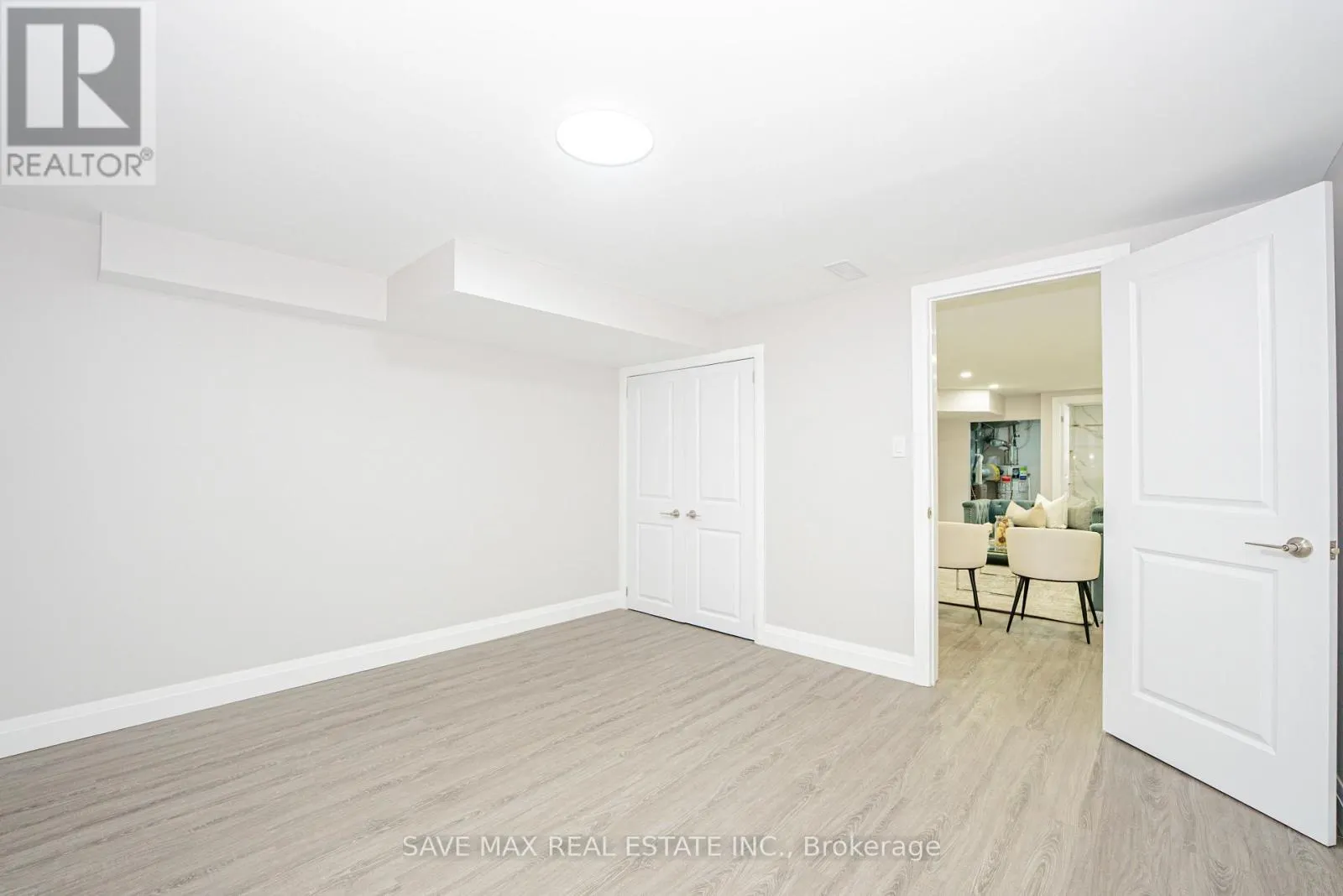 4443 DORCHESTER ROAD